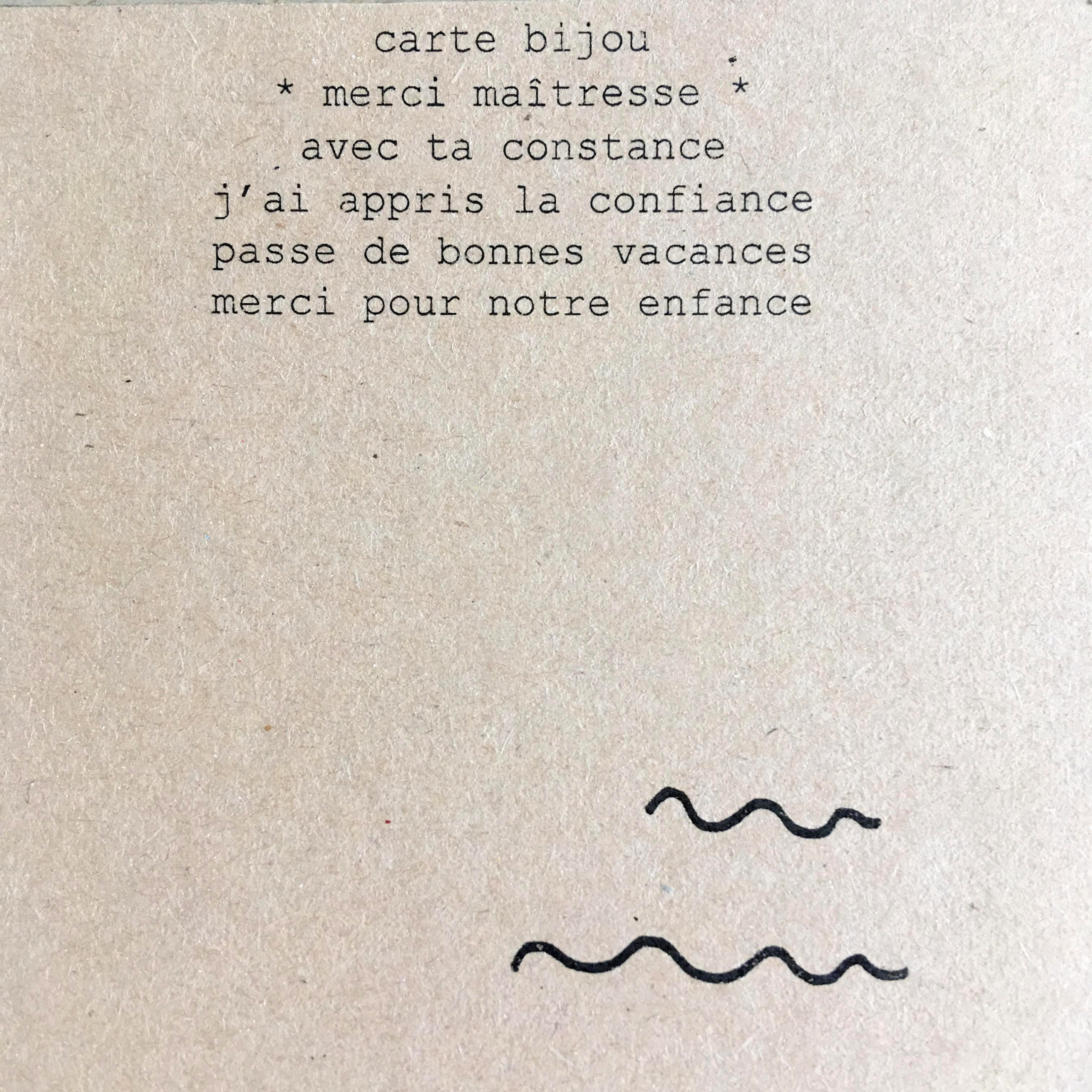 du vent dans mes valises - carte bijou postale de remerciement avec broche en cuir made in France